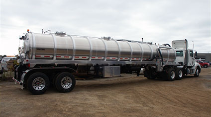 ALUMINUM 6500 USG TRAILER